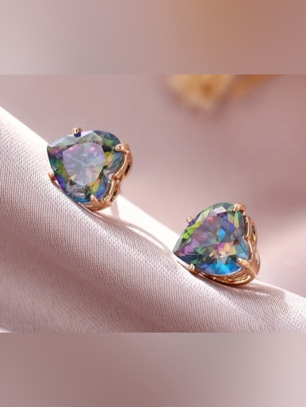❤️C Individually $10 Or Bundle 4/$20 Iridescent Alexandrite Heart Stud  Earrings